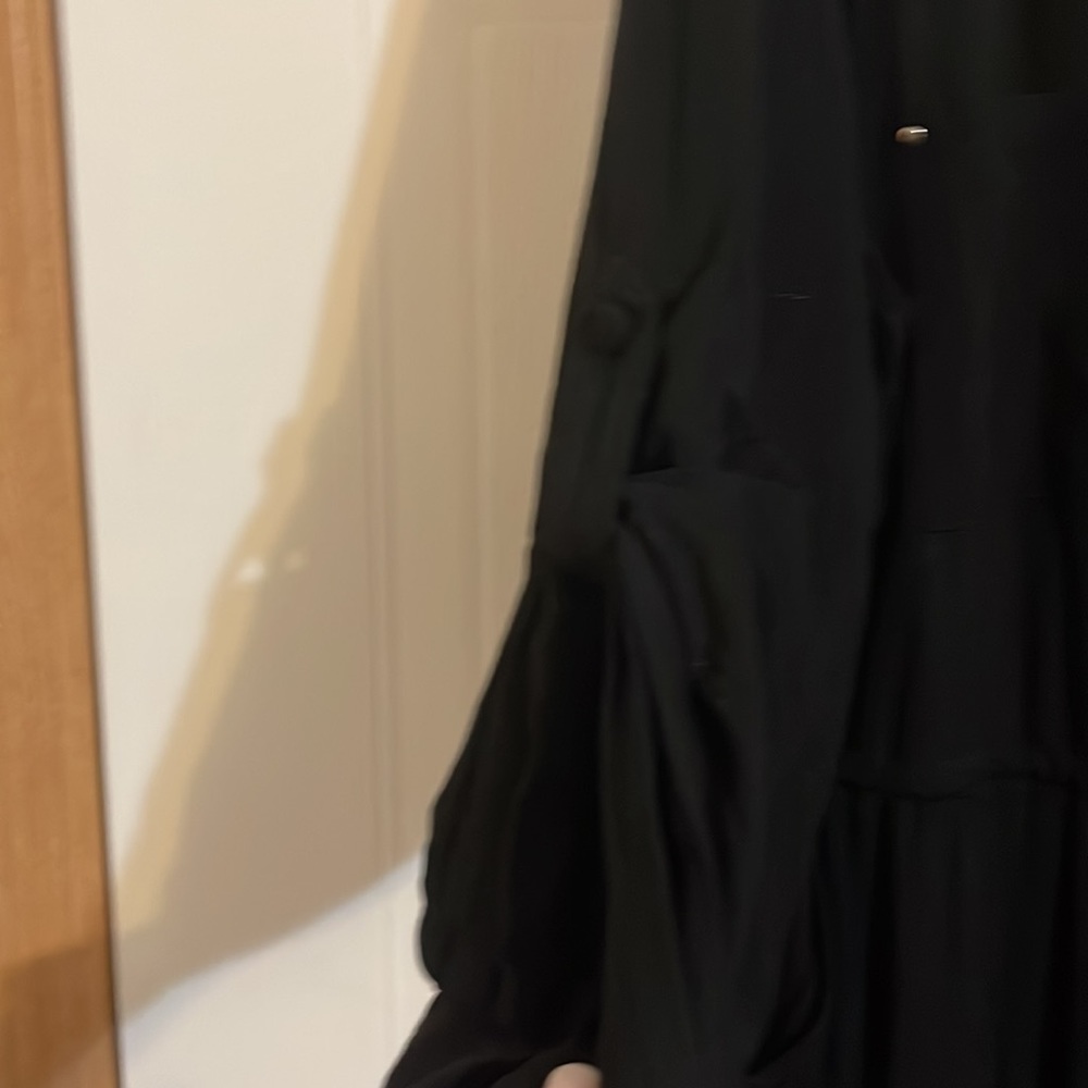 Dress - Picture 2 of 4